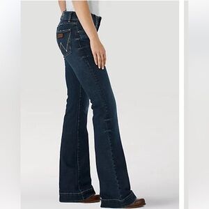 Wrangler Retro Mae Flare Trouser Jeans 29x30 Mid Rise Dark Wash Samantha NWT